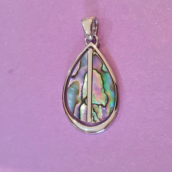 Lia Sophia Chameleon Necklace Slide - Picture 3 of 5